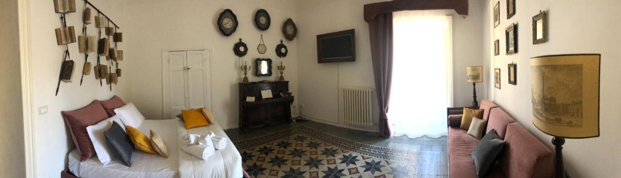 エンナLa Casa Sulla Piazzaアパートメント エクステリア 写真