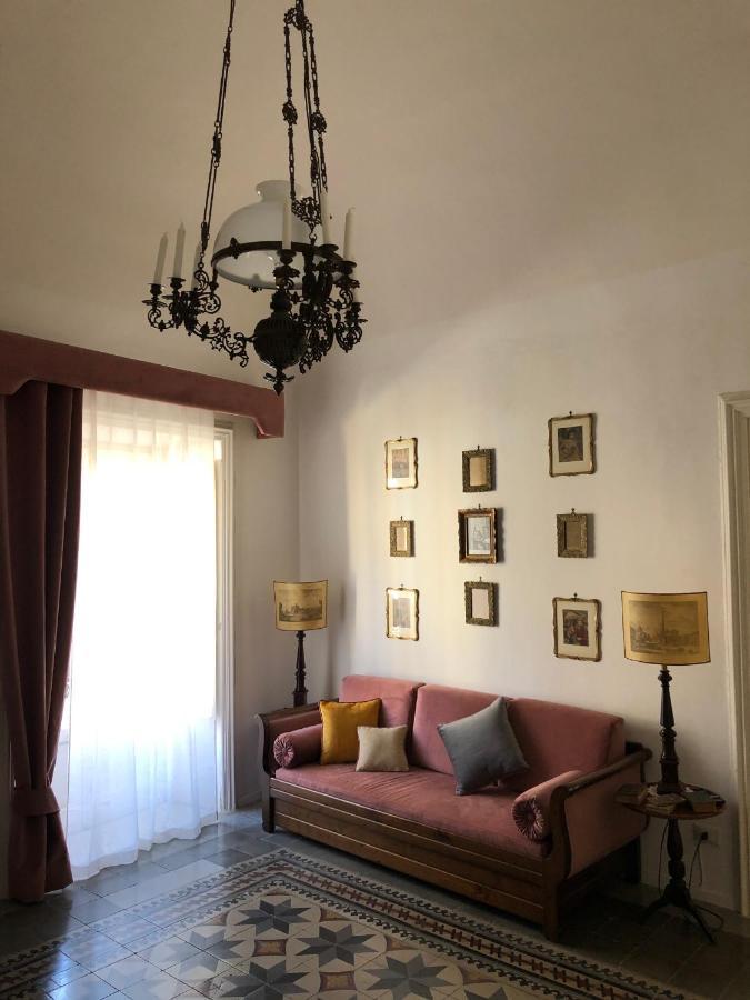 エンナLa Casa Sulla Piazzaアパートメント エクステリア 写真