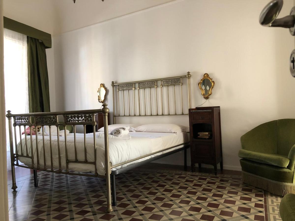 エンナLa Casa Sulla Piazzaアパートメント エクステリア 写真