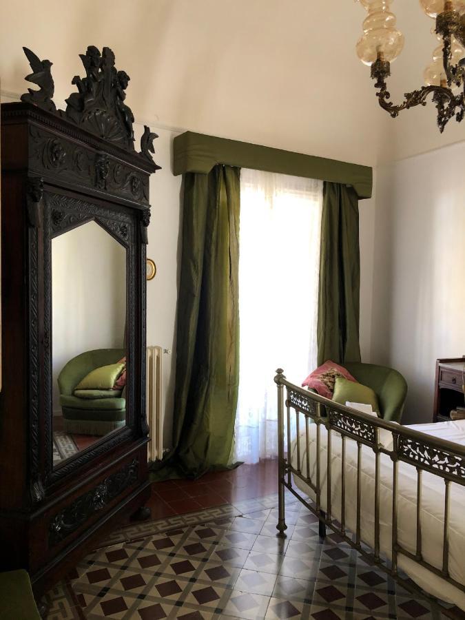 エンナLa Casa Sulla Piazzaアパートメント エクステリア 写真